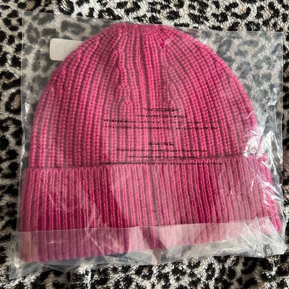 COPY - COPY - Coach Knit Beanie nwt still in package - Picture 3 of 3